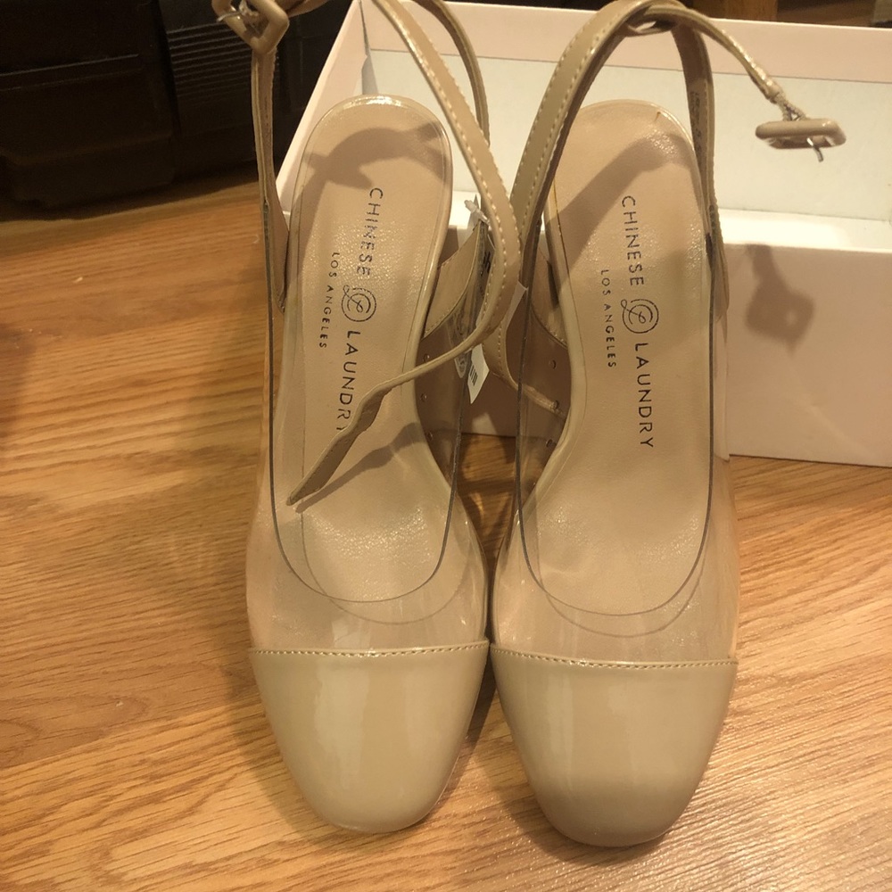 Nude cute heels